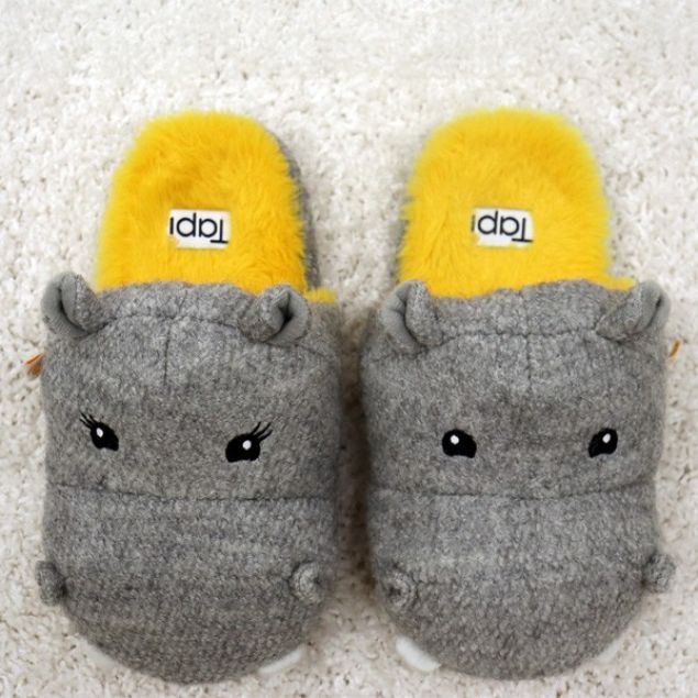 Tapi Slippers